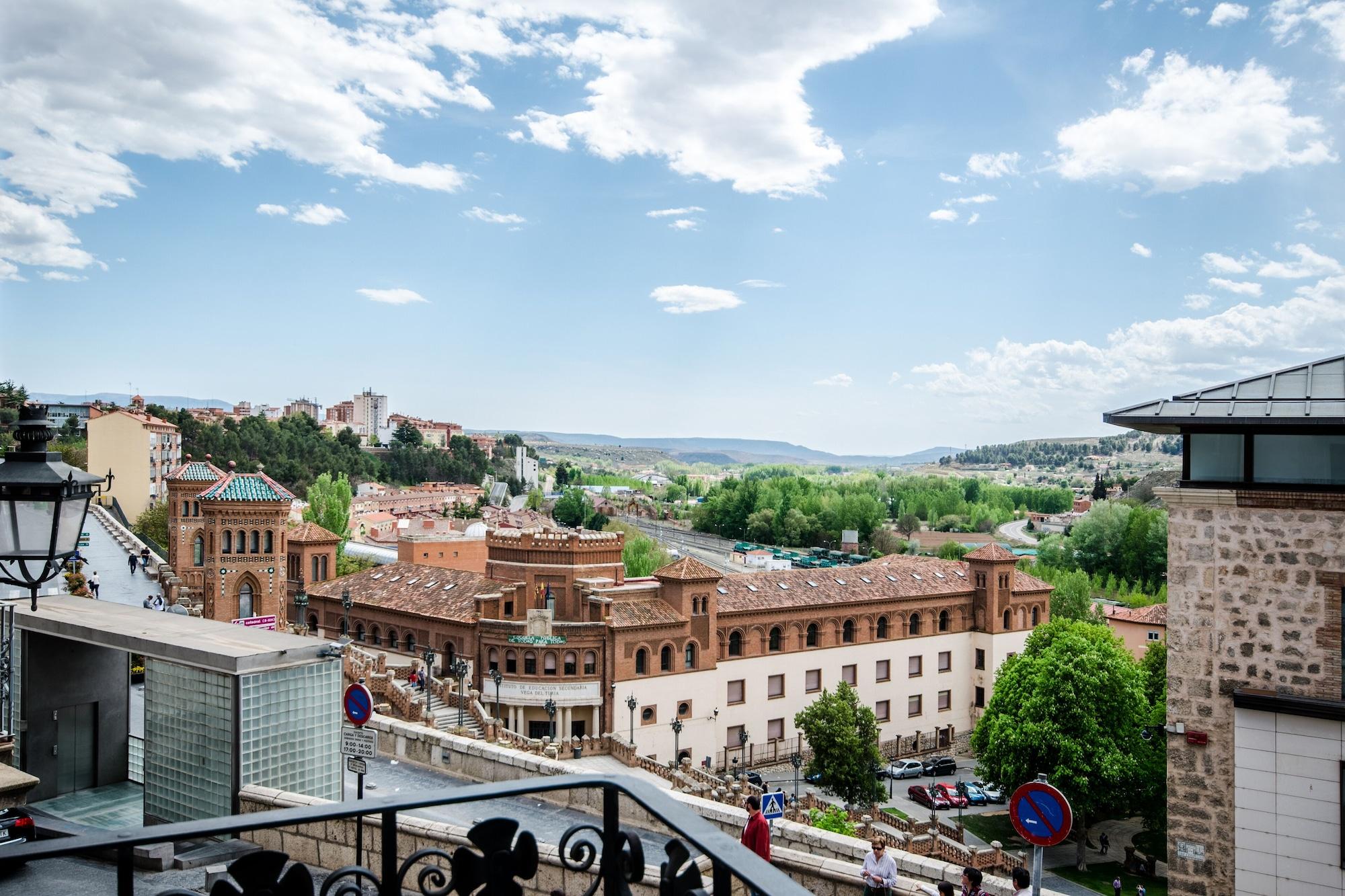 Hotel Reina Cristina Teruel Exterior photo