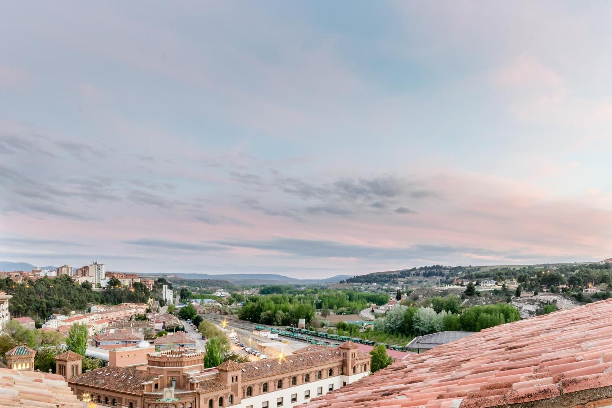 Hotel Reina Cristina Teruel Exterior photo